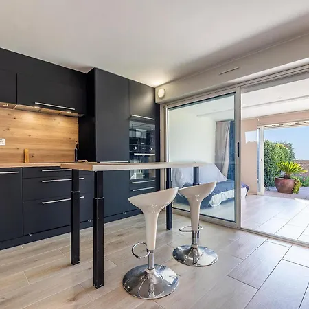 Superbe T2 Avec Terrasse Acces Directe ! Parfait Pour 4 Pers. - Fr-1-472a-323 * Sète